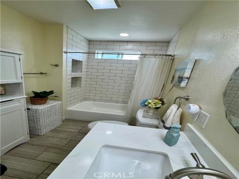 1205 S Flower  , Santa Ana, CA