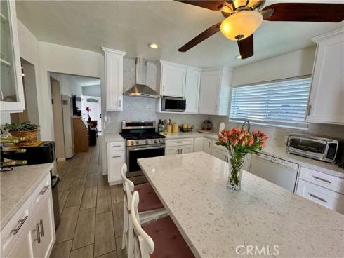 1205 S Flower , Santa Ana, CA