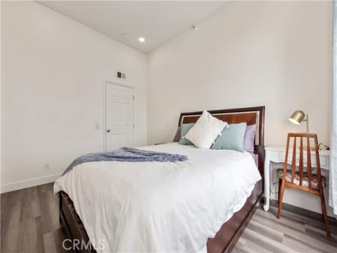 450 E 4th 416 , Santa Ana, CA