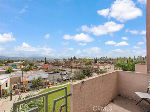 450 E 4th 416 , Santa Ana, CA