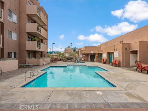 450 E 4th 416 , Santa Ana, CA