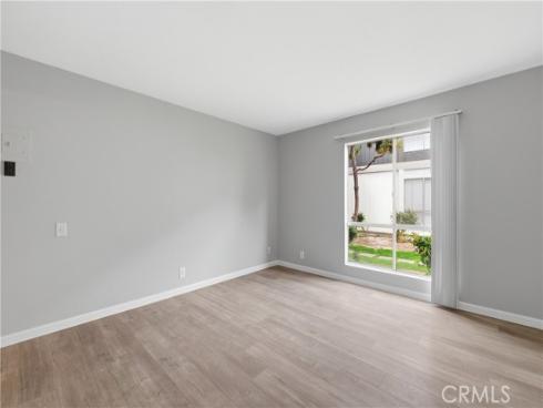 2841 S Fairview E , Santa Ana, CA