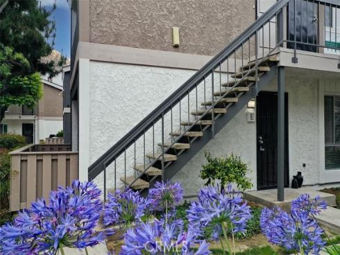 2841 S Fairview E , Santa Ana, CA