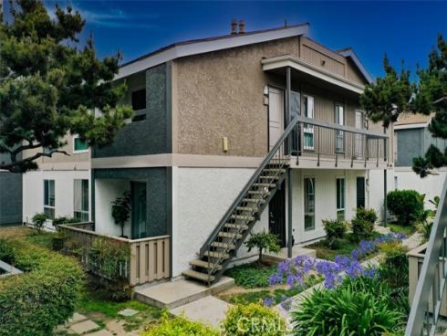 2841 S Fairview E , Santa Ana, CA