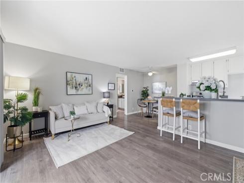 2841 S Fairview E , Santa Ana, CA
