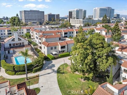 711 W 1st St #104  , Santa Ana, CA