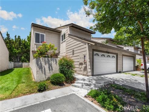 2626 N. Tustin A