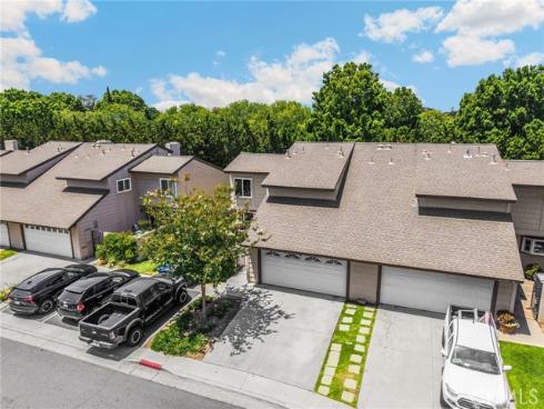 2626 N Tustin A , Santa Ana, CA