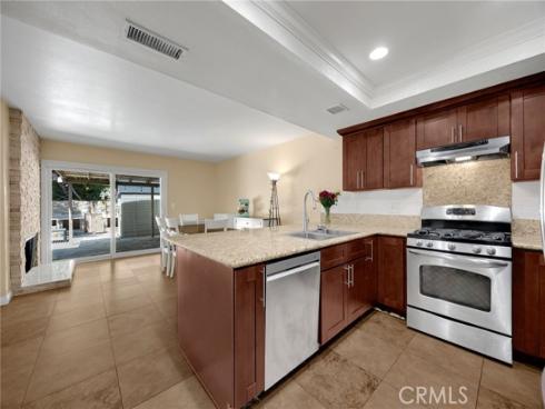 2626 N Tustin A , Santa Ana, CA