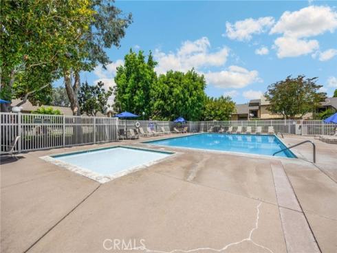 2626 N Tustin A , Santa Ana, CA