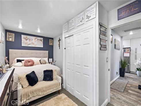 813 E Chestnut , Santa Ana, CA
