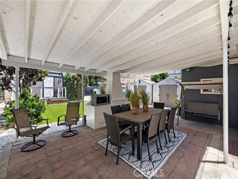 813 E Chestnut , Santa Ana, CA