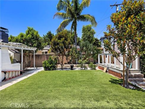 813 E Chestnut , Santa Ana, CA
