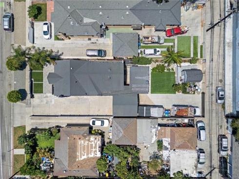 813 E Chestnut , Santa Ana, CA