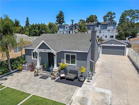 813 E Chestnut , Santa Ana, CA