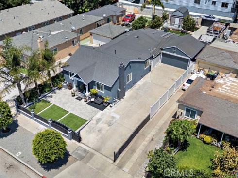 813 E Chestnut , Santa Ana, CA