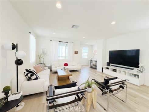 254 N Standard Avenue, Santa Ana, CA