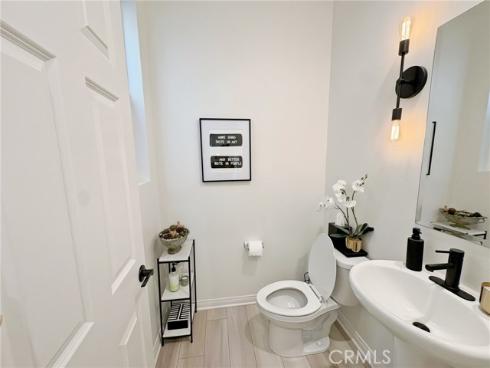 254 N Standard Avenue, Santa Ana, CA