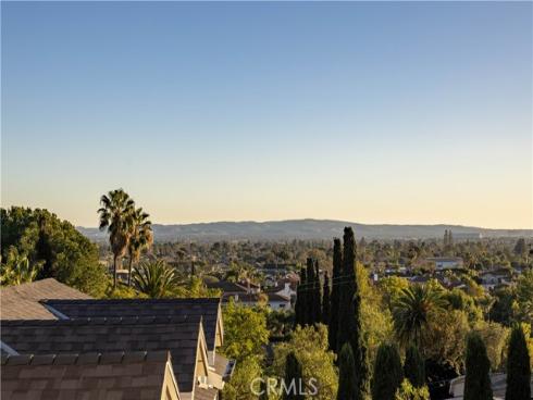 18806  Winnwood  , Santa Ana, CA