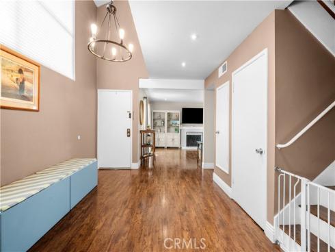 1410 Cabrillo Park , Santa Ana, CA