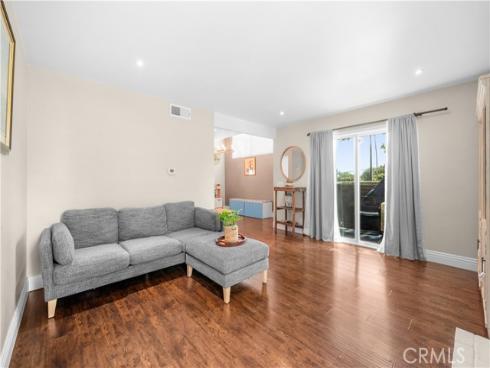 1410 Cabrillo Park , Santa Ana, CA
