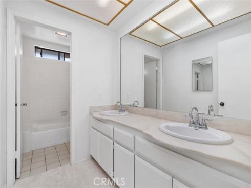 2310 N Linwood , Santa Ana, CA
