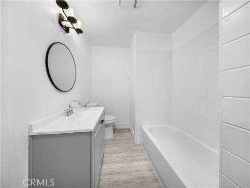 2031 S Center Street , Santa Ana, CA