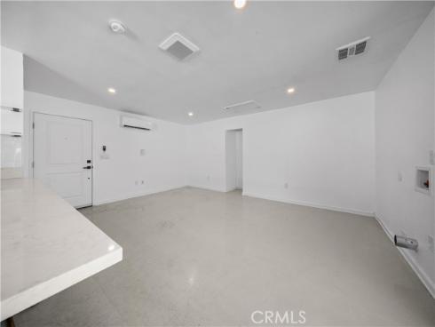2031 S Center Street , Santa Ana, CA