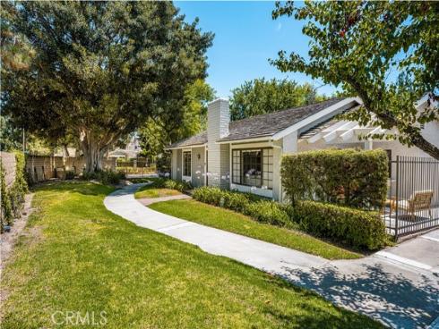 2005 W West Wind , Santa Ana, CA