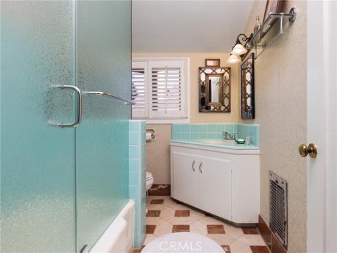 410 W 19th , Santa Ana, CA