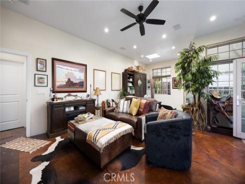 410 W 19th , Santa Ana, CA