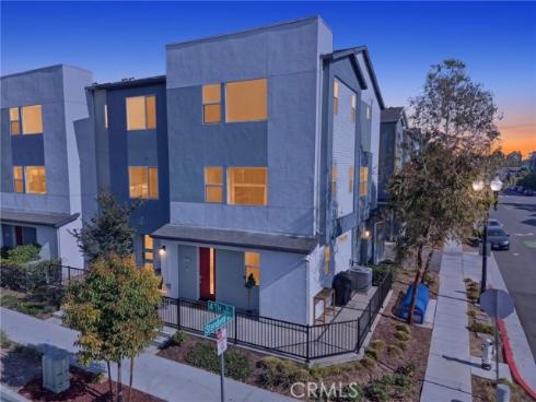 1016 E. 4th