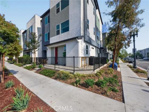 1016 E 4th , Santa Ana, CA