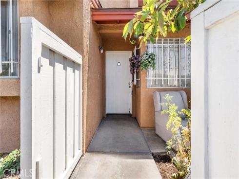 3900 W Hazard A , Santa Ana, CA