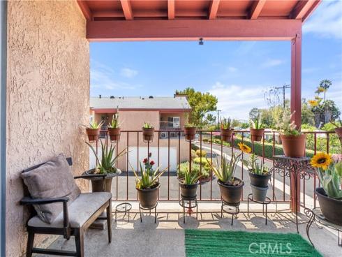 3900 W Hazard A , Santa Ana, CA