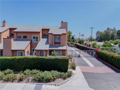 3900 W Hazard A , Santa Ana, CA