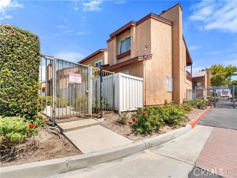3900 W Hazard A , Santa Ana, CA