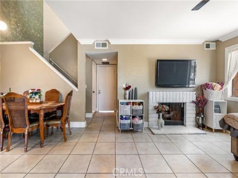3900 W Hazard A , Santa Ana, CA