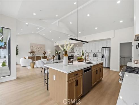 12621 Singing Wood Drive, Santa Ana, CA