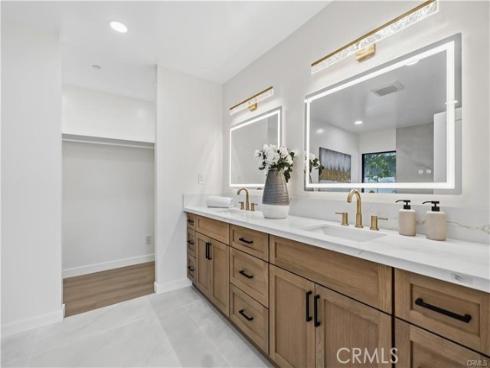 12621 Singing Wood Drive, Santa Ana, CA