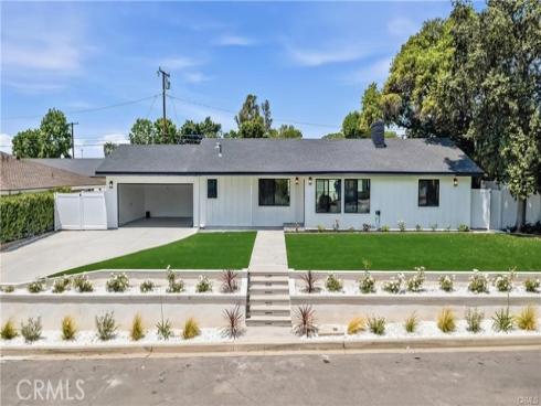 12621  Singing Wood   Drive, Santa Ana, CA
