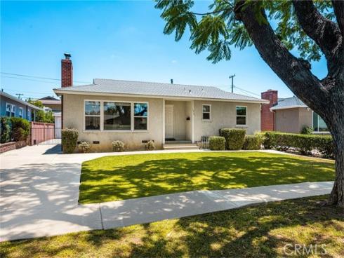 1915 N Linwood Avenue, Santa Ana, CA