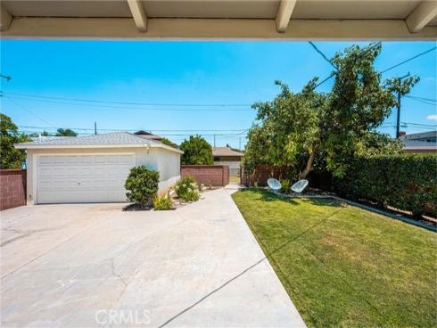 1915 N Linwood Avenue, Santa Ana, CA