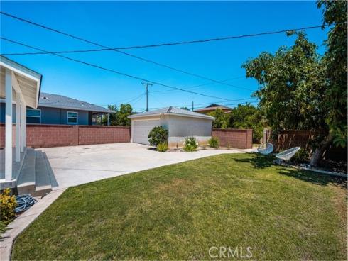 1915 N Linwood Avenue, Santa Ana, CA