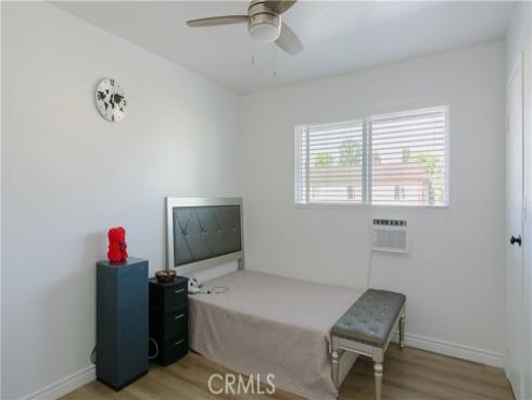521 S Lyon 11 , Santa Ana, CA