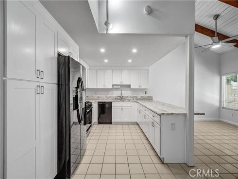 2616 N Tustin A Avenue, Santa Ana, CA