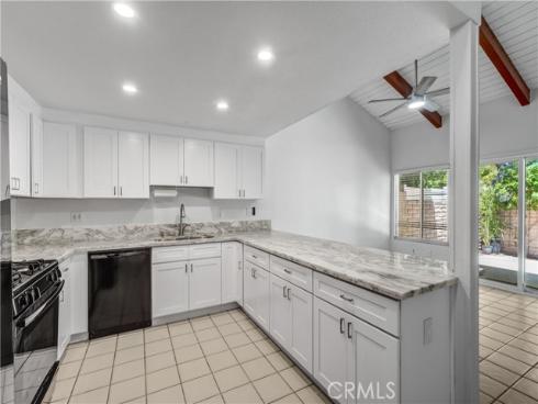 2616 N Tustin A Avenue, Santa Ana, CA