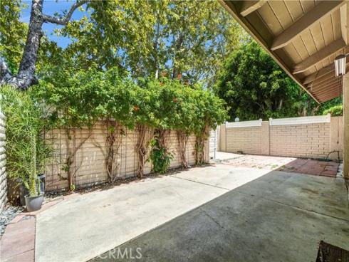 2616 N Tustin A Avenue, Santa Ana, CA