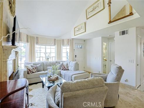 309 Burlington , Santa Ana, CA
