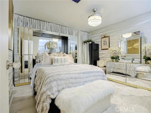 309 Burlington , Santa Ana, CA